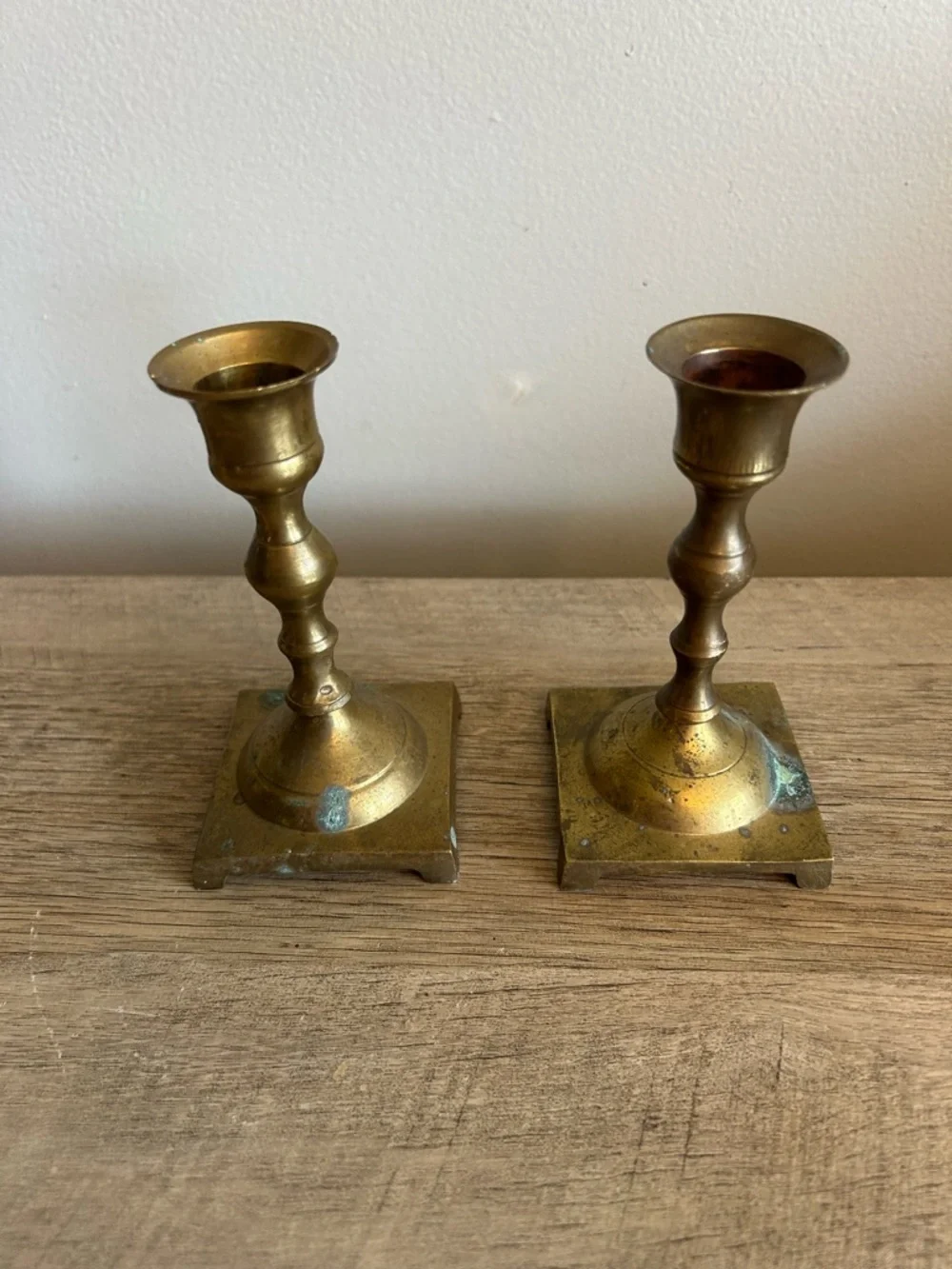 2 Vtg‎ Antique Colonial Style Brass  Taper Candlestick Candle Holder Patina